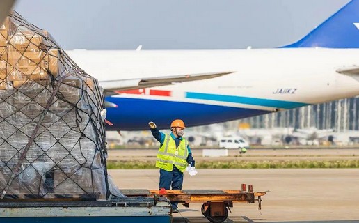 濟南遙墻機場空運到喀什